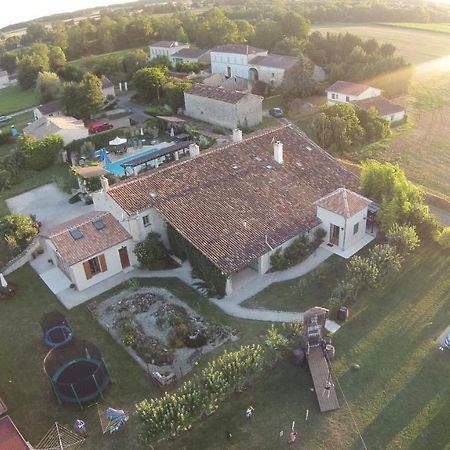 La Pommeraie Nantille Exterior photo